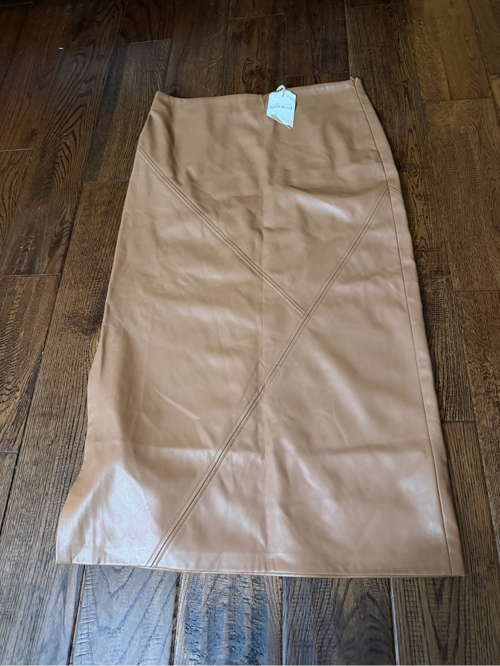 NWT HEM & THREAD Classic Tan Faux Leather Pencil Skirt Size 4